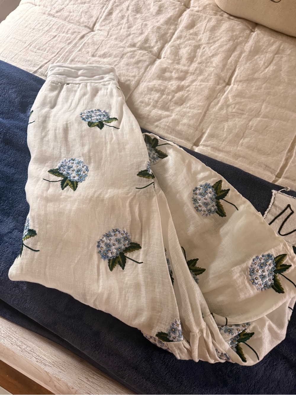 KJP Hydrangea Embroidered Linen Skirt- NWT size 0 💙 - Picture 4 of 6